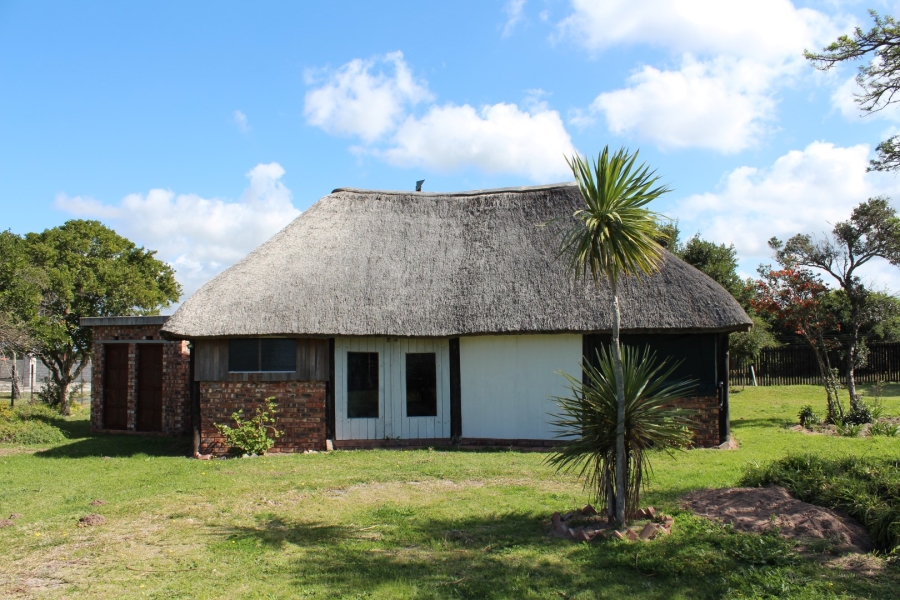 5 Bedroom Property for Sale in Bathurst Eastern Cape